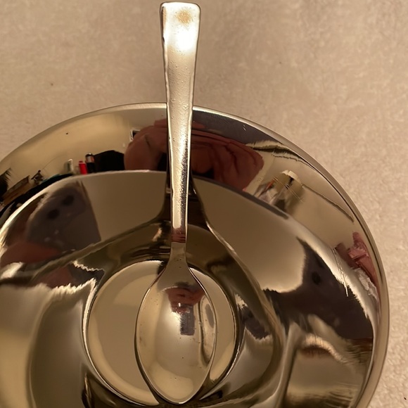 NEW Elegance Stainless steel hammered bowl with spoon. Approx. 11.4x11.4x7.6 cm. - Picture 6 of 9